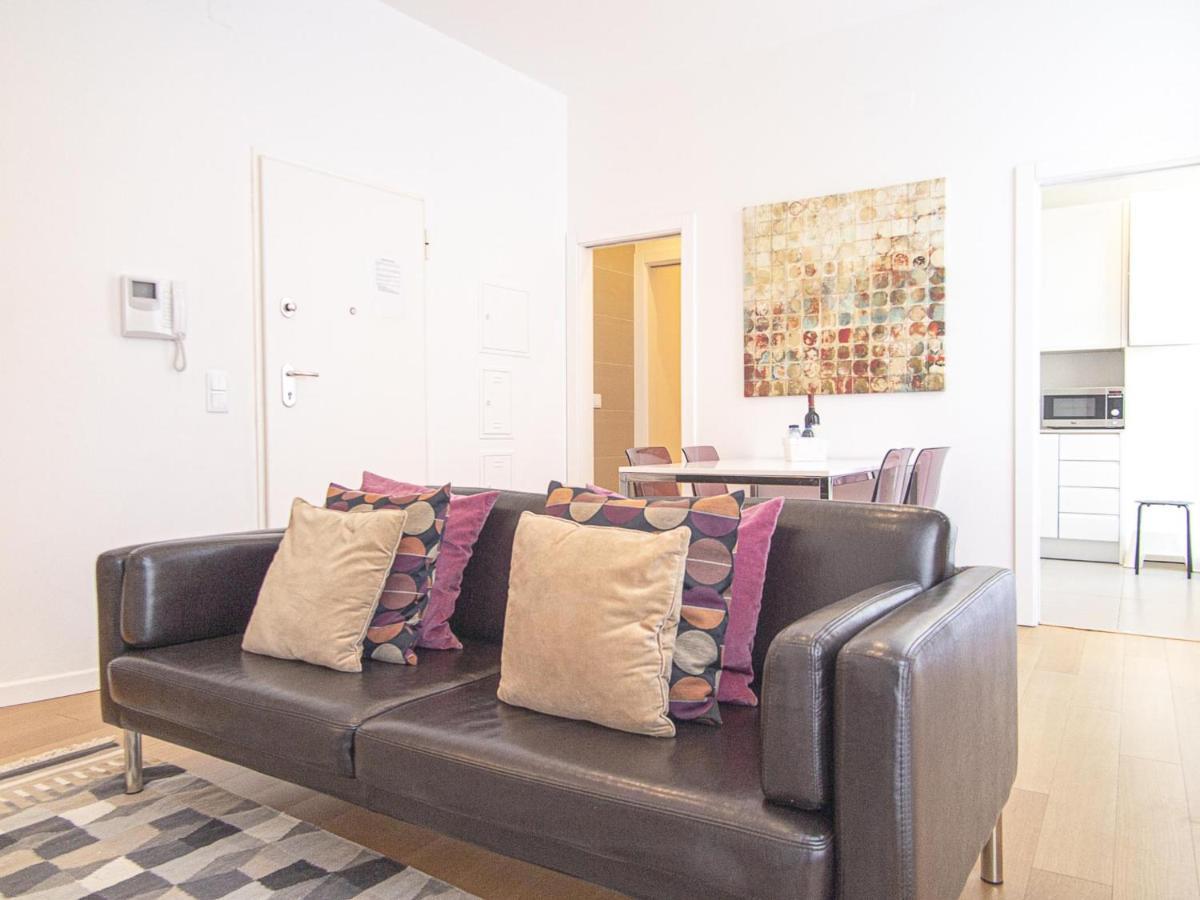 Baixa Chiado 2 Bedroom Duplex Apt With Ac Elevator Lisbon Exterior photo
