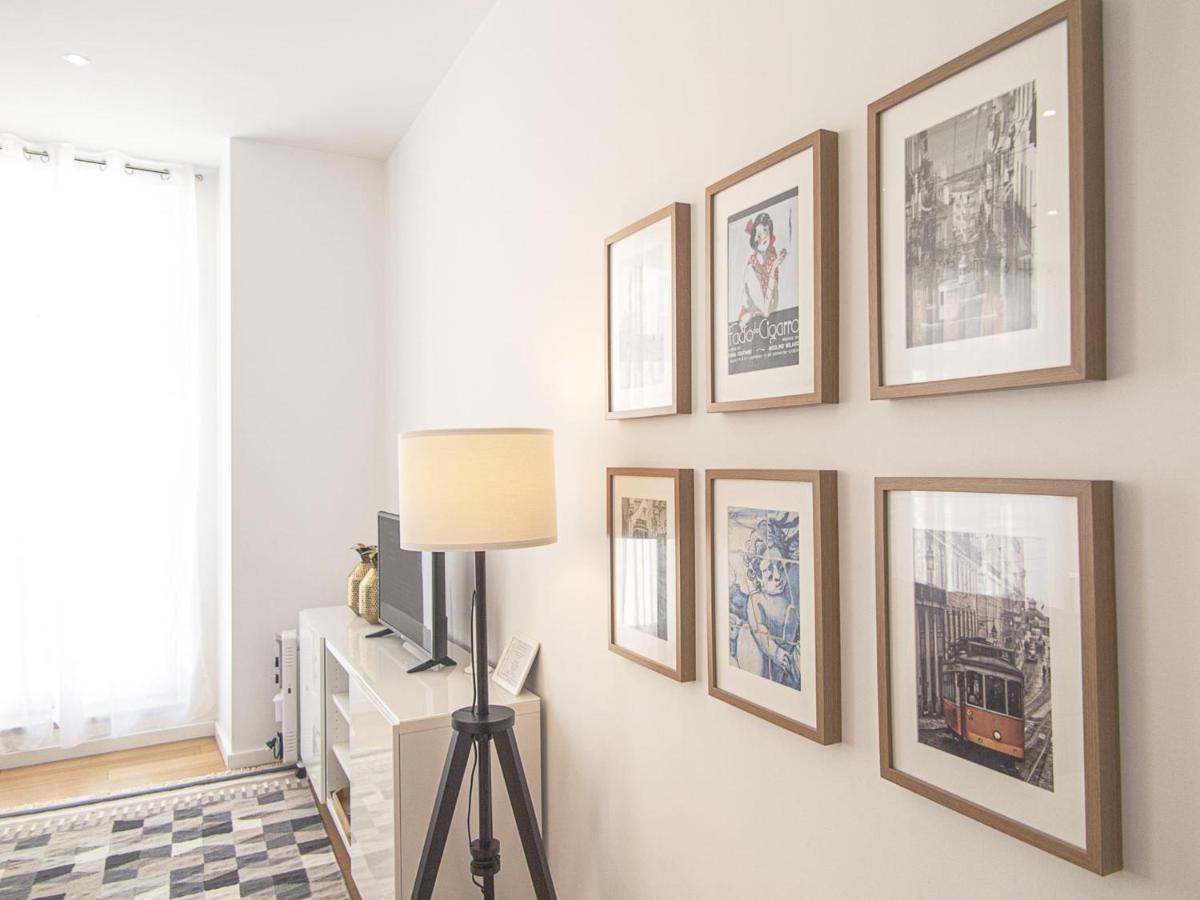 Baixa Chiado 2 Bedroom Duplex Apt With Ac Elevator Lisbon Exterior photo